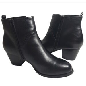 Call It Spring Women's Black Ankle Boots Size 9 Block Heels Side Zipper
